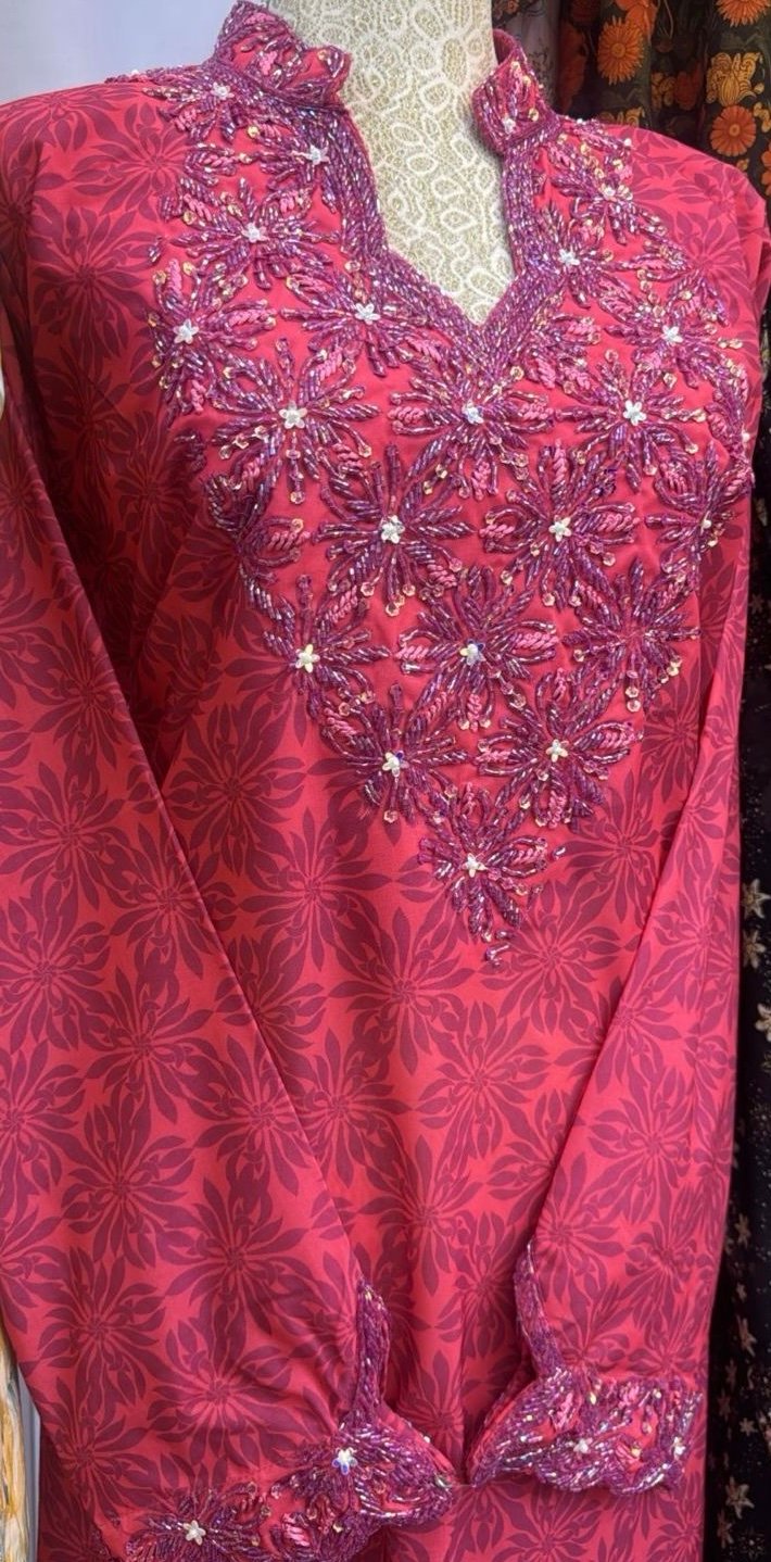 Maroon (High Neck) - الصورة 5