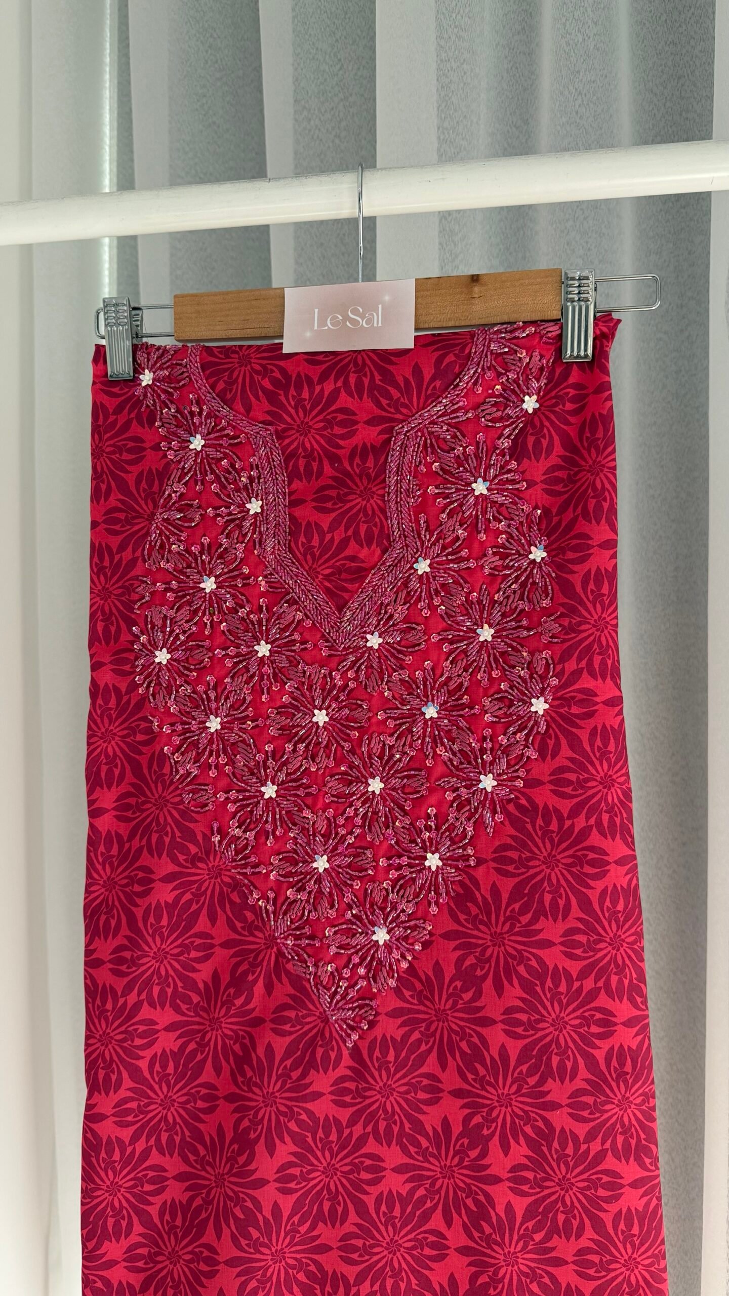 Maroon (High Neck) - الصورة 2