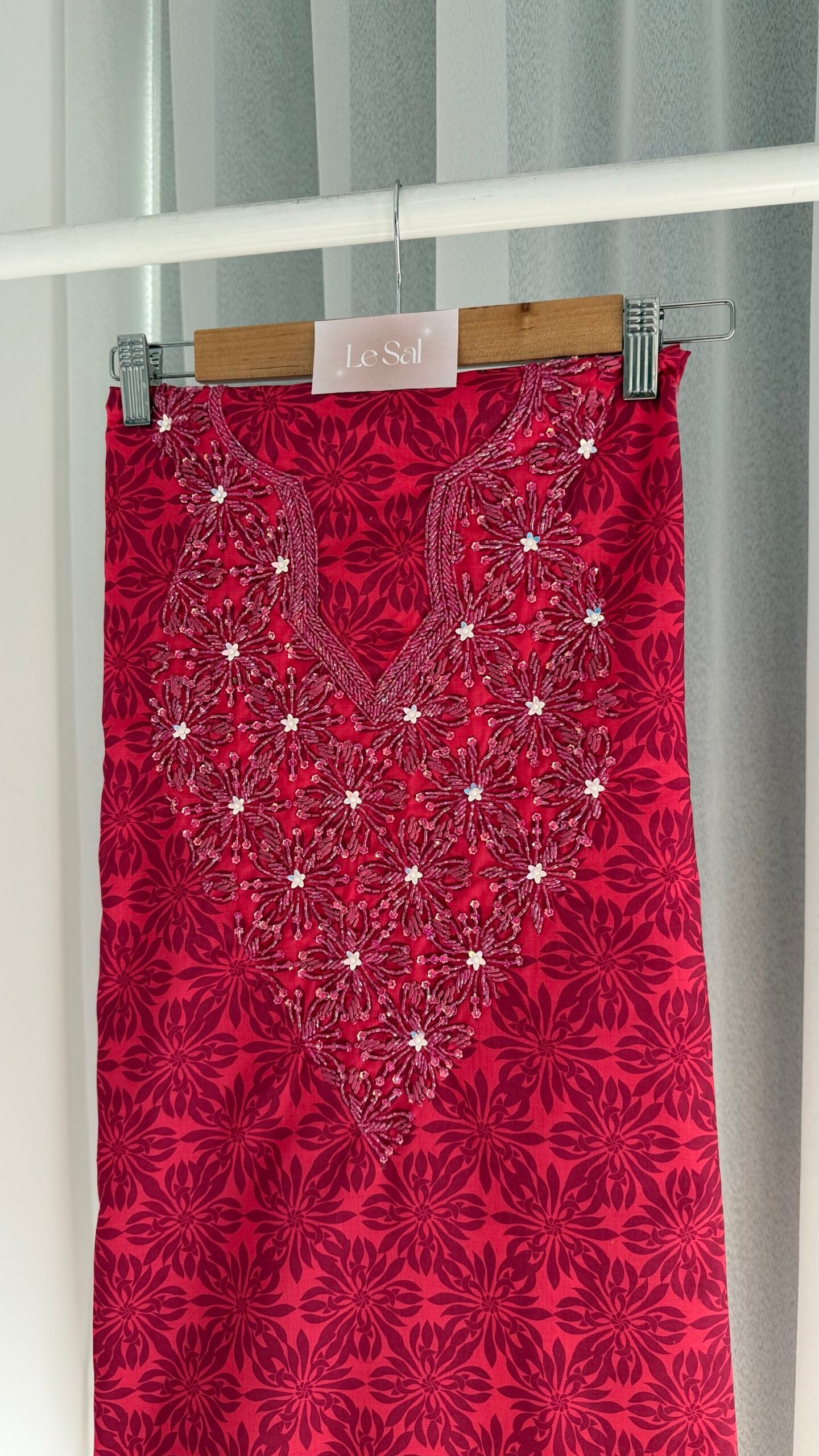 Maroon (High Neck) - الصورة 3